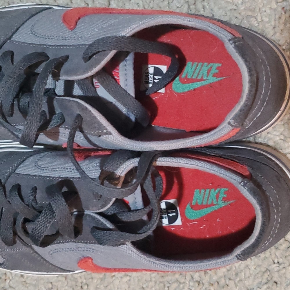 Mens Nike Ruckus LR Shoes - Picture 4 of 5
